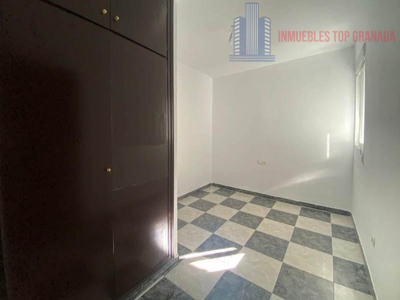 For sale of flat in Maracena