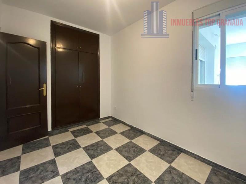 For sale of flat in Maracena