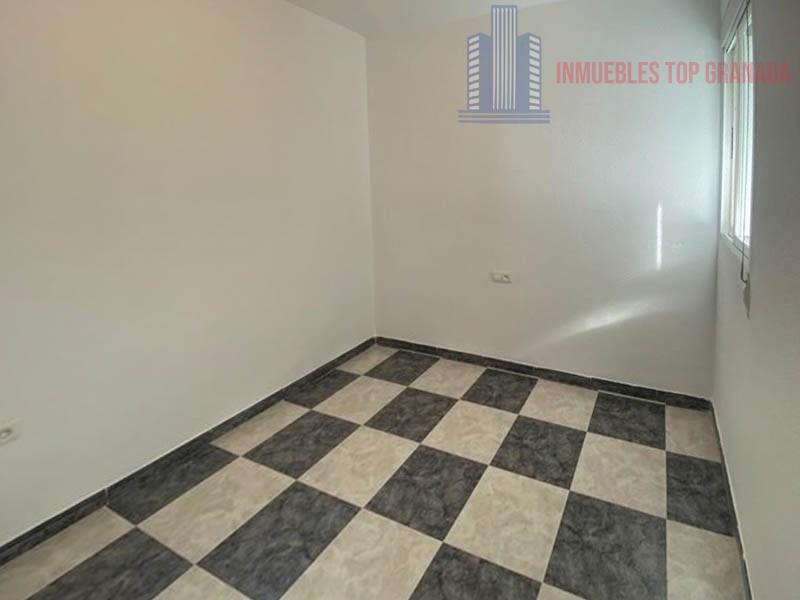 For sale of flat in Maracena