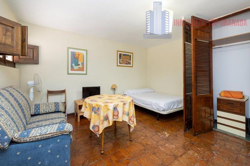 Venta de estudio en Granada