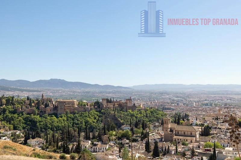 For sale of study in Granada