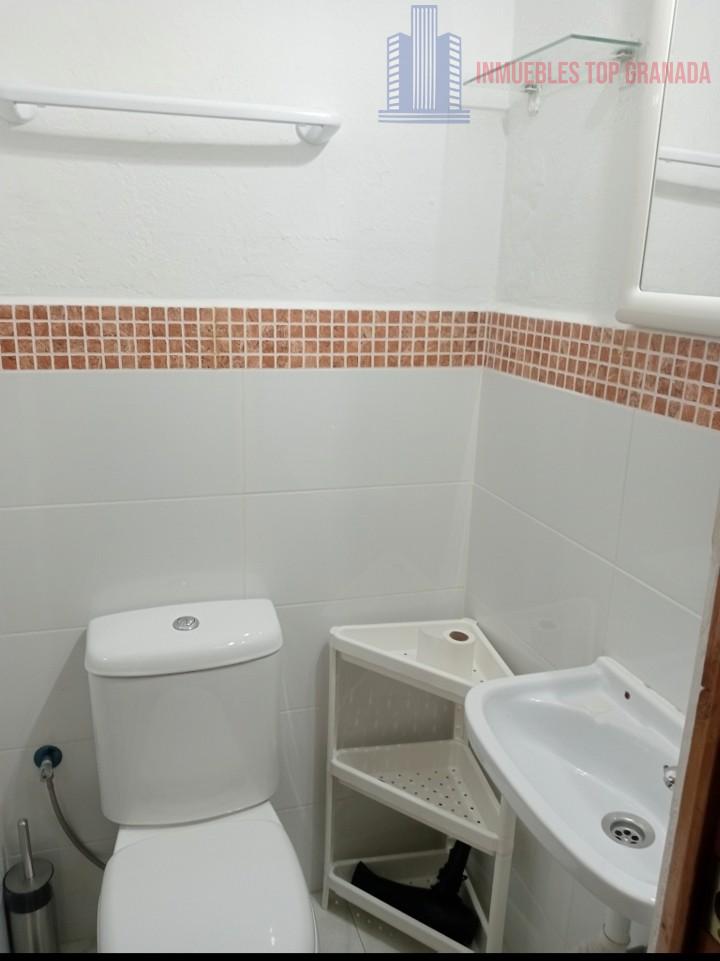 For rent of flat in Granada