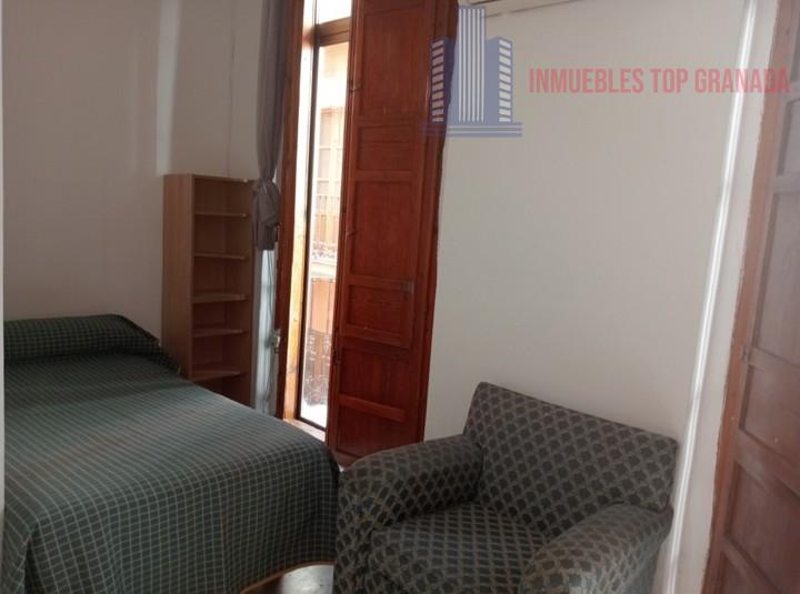 For rent of flat in Granada