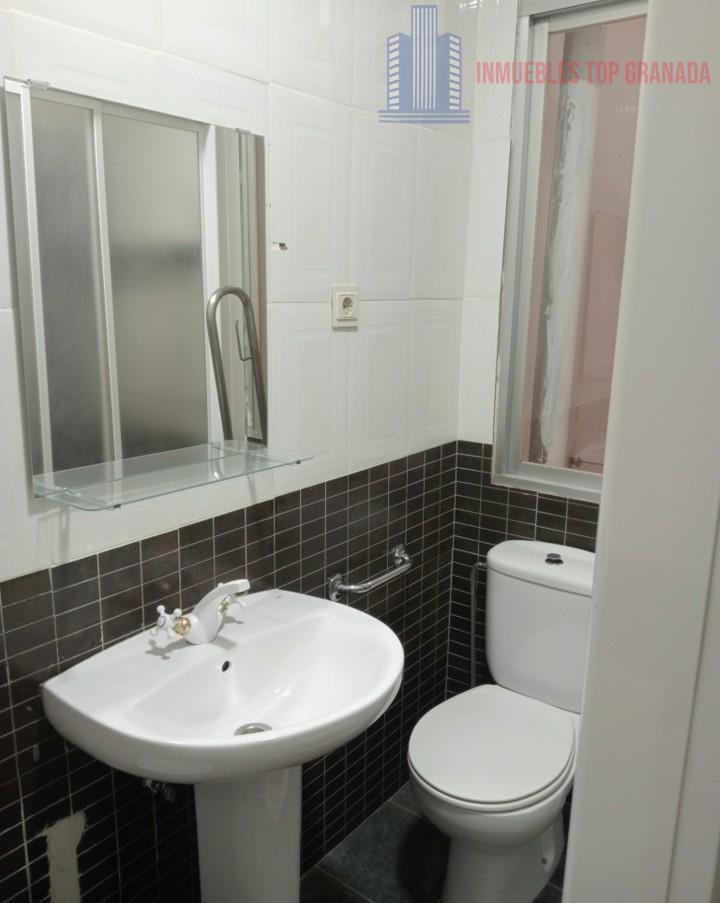 For rent of flat in Granada