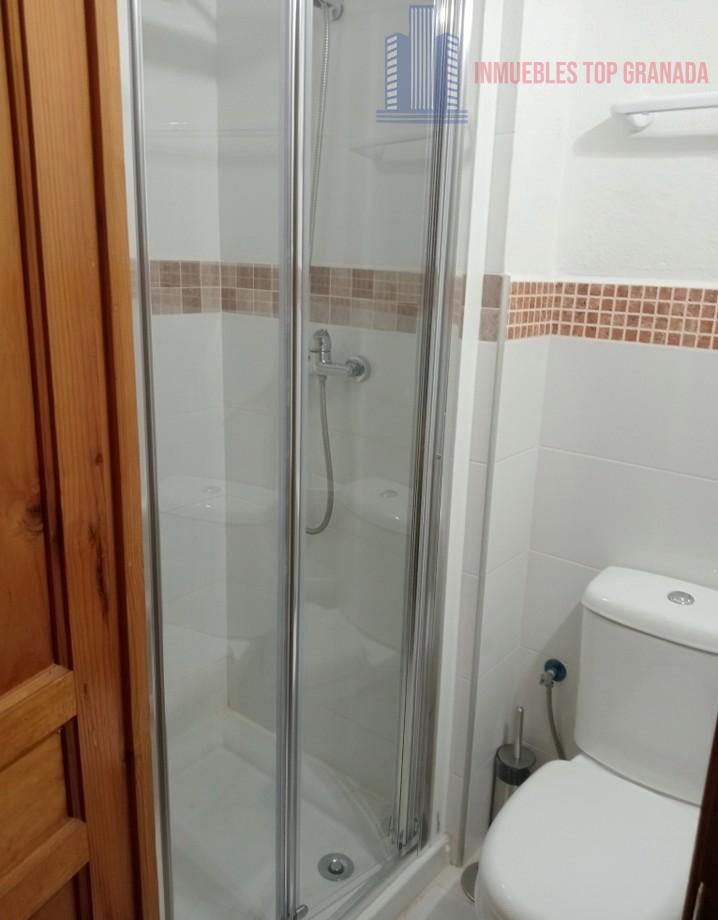 For rent of flat in Granada