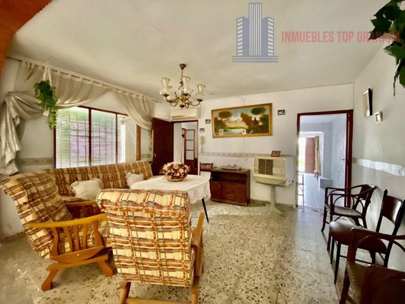 Venta de casa en Atarfe
