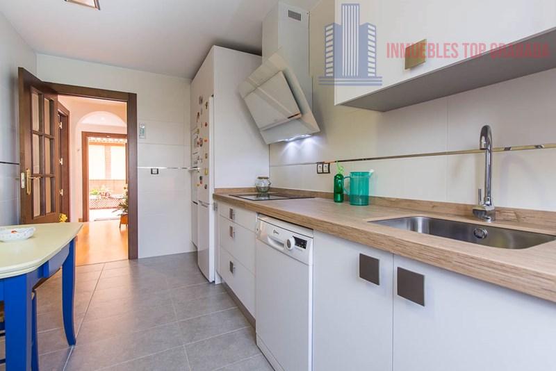 For sale of flat in La Zubia