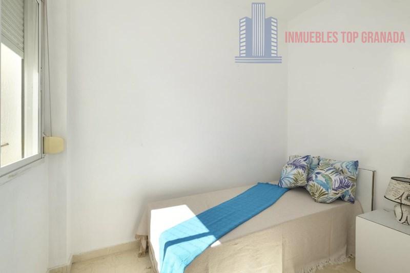 For sale of flat in Cenes de la Vega