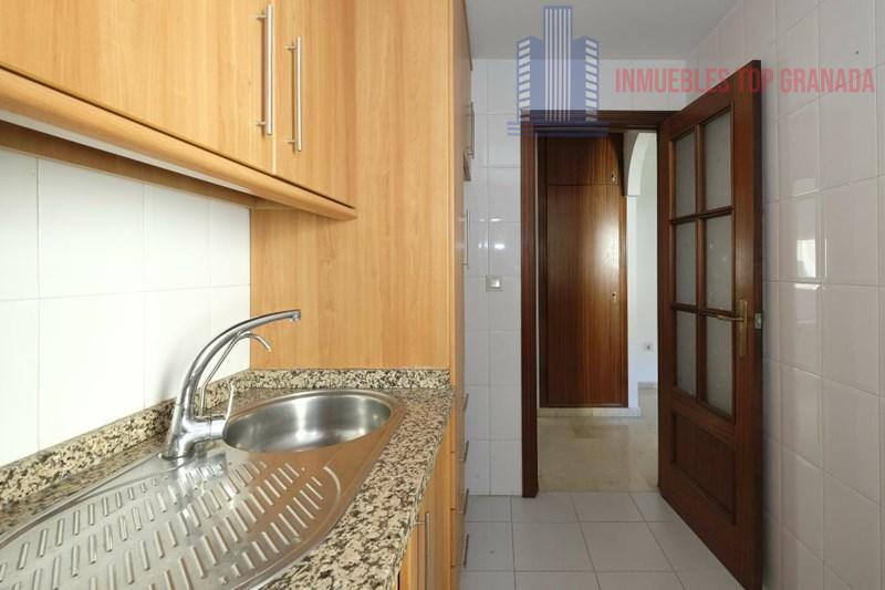 For sale of flat in Cenes de la Vega