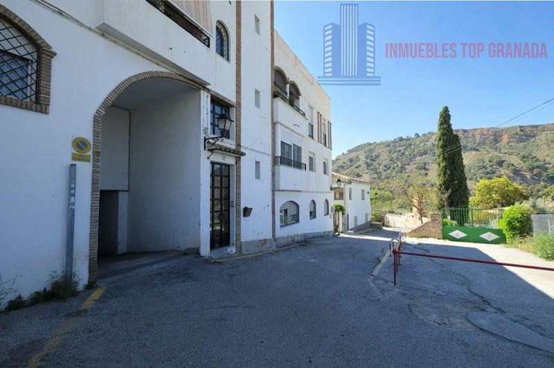 For sale of flat in Cenes de la Vega