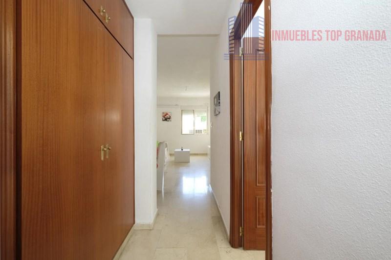 For sale of flat in Cenes de la Vega