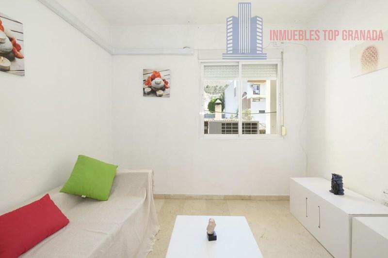 For sale of flat in Cenes de la Vega