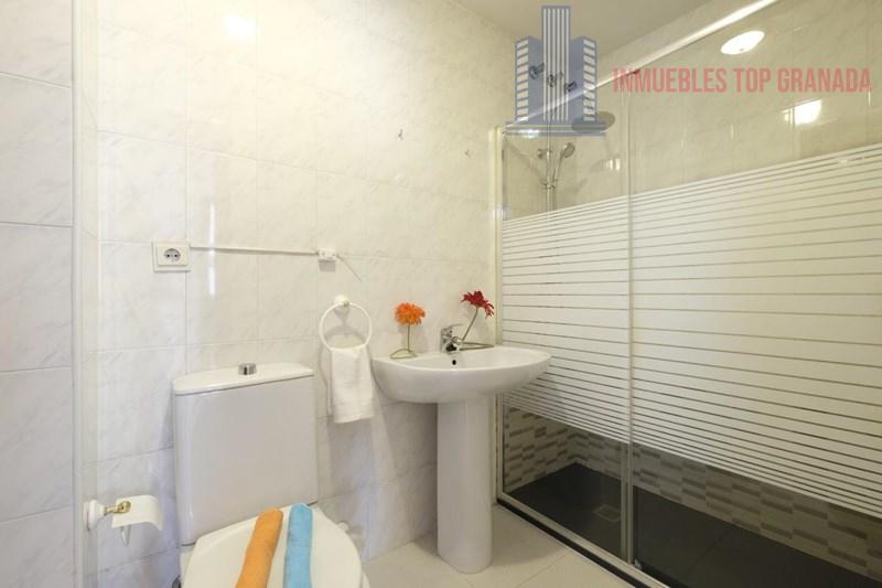 For sale of flat in Cenes de la Vega