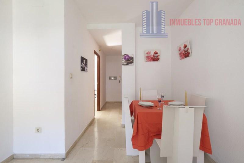 For sale of flat in Cenes de la Vega