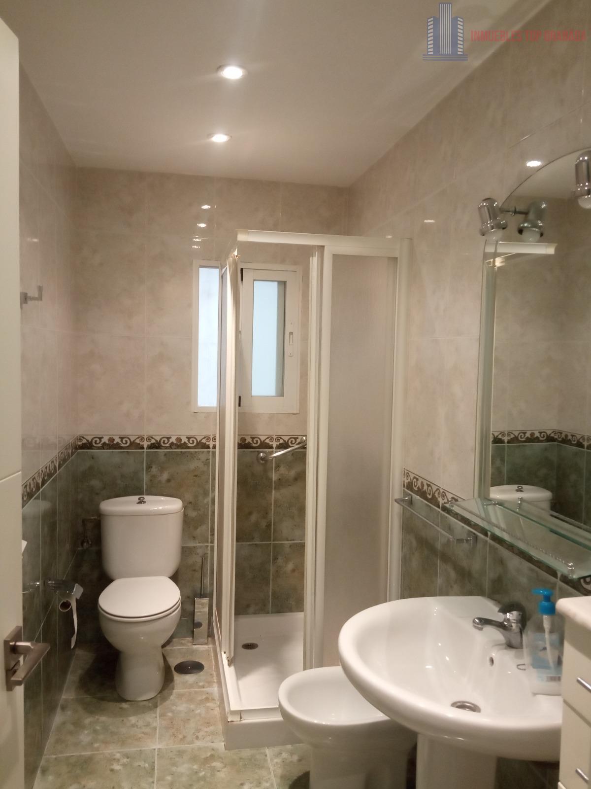 For rent of flat in Granada