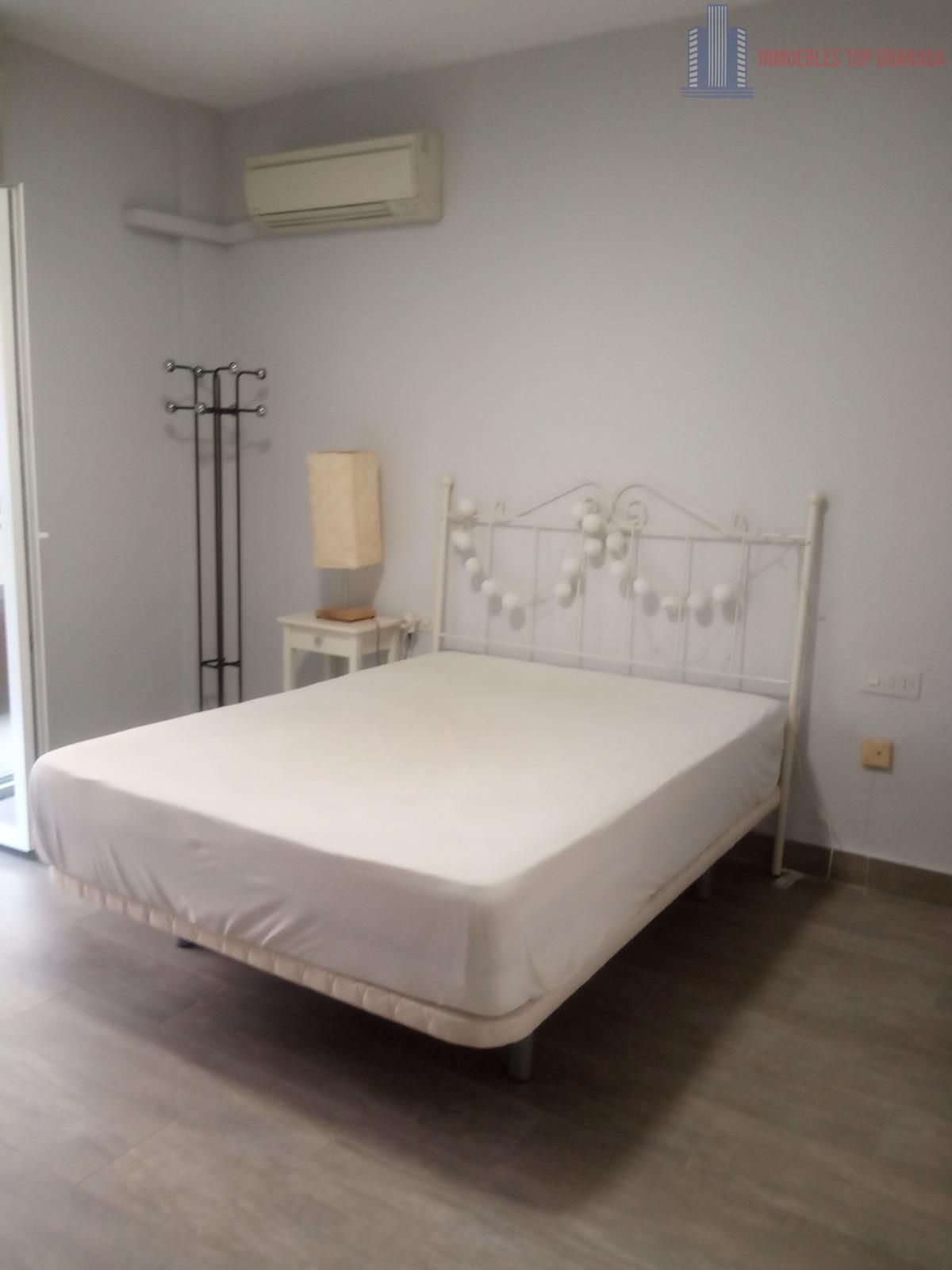 For rent of flat in Granada