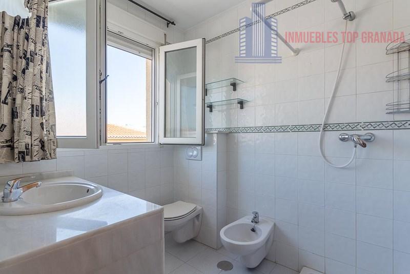 For sale of house in Monachil