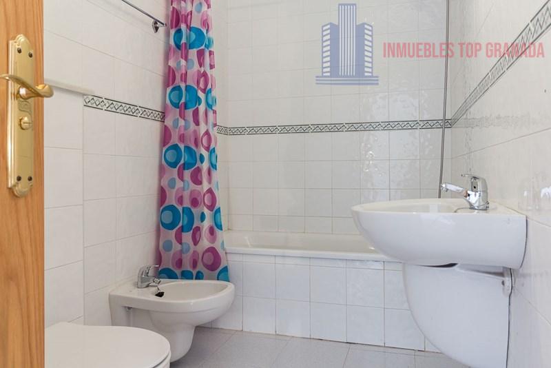 For sale of house in Monachil