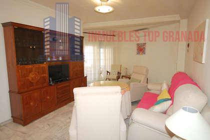 For sale of flat in Granada