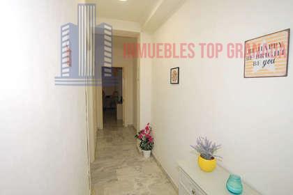For sale of flat in Granada