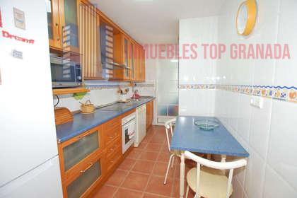 For sale of flat in Granada