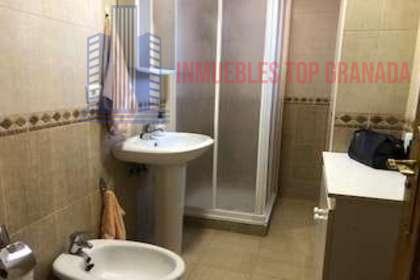 For sale of penthouse in Alhendín