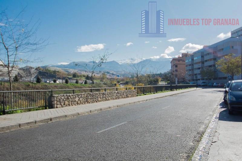 For sale of flat in Granada