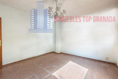 For sale of house in Granada