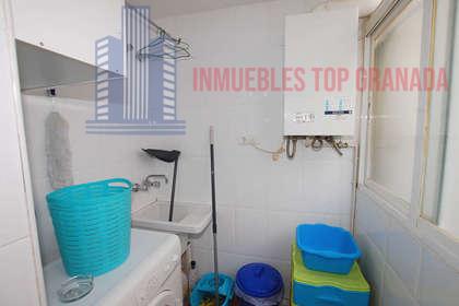Venta de piso en Granada