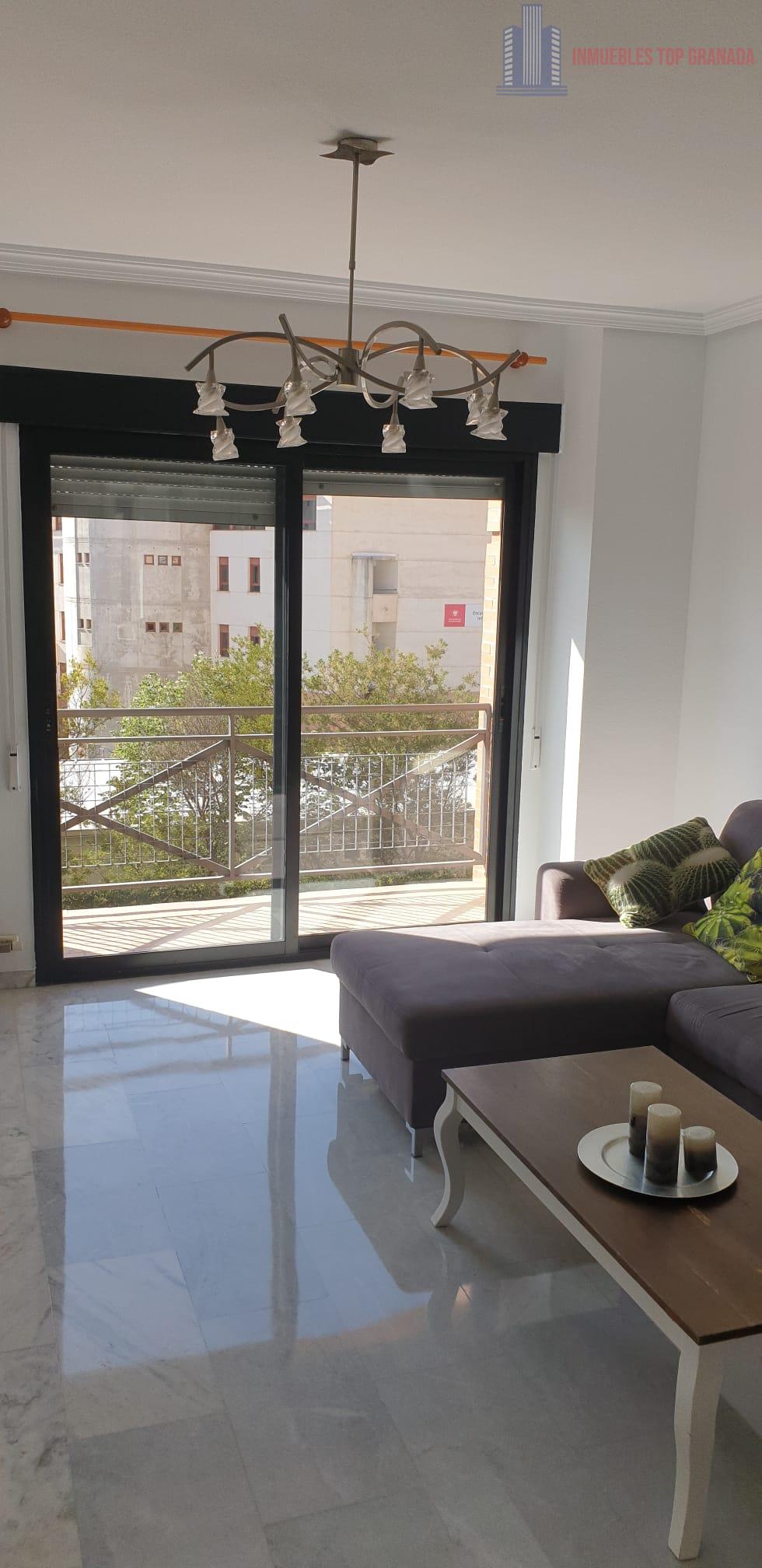 For rent of flat in Granada