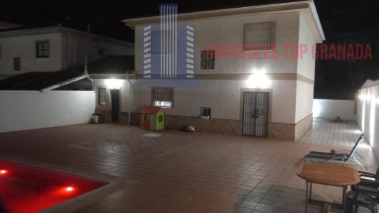 For sale of chalet in Belicena