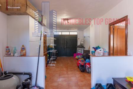 For sale of chalet in Belicena