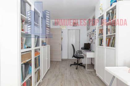 For sale of house in Granada