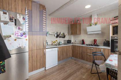 For sale of house in Granada