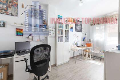 For sale of house in Granada