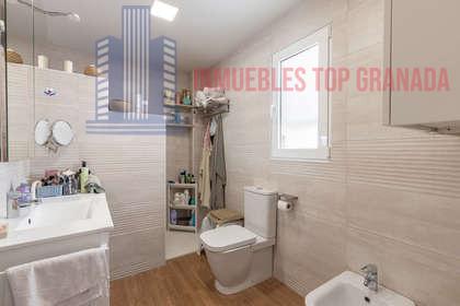 For sale of house in Granada