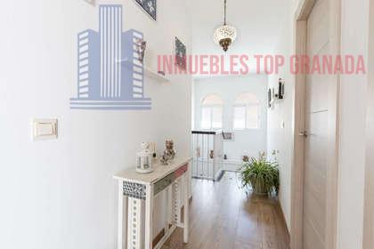 For sale of house in Granada