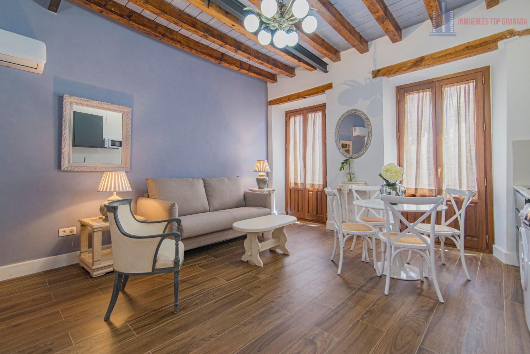 For rent of flat in Granada