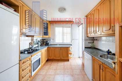 Venta de casa en Cúllar Vega