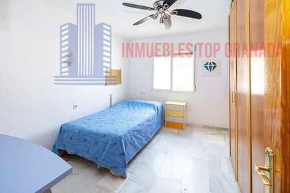 Venta de casa en Cúllar Vega