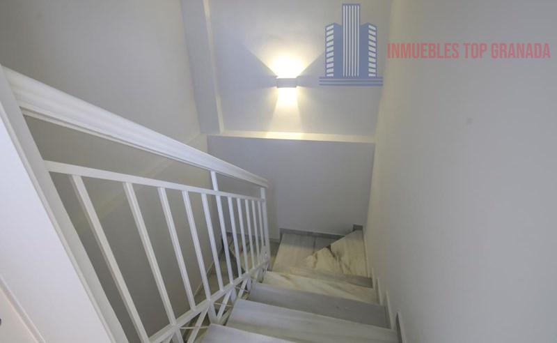 For sale of house in La Zubia