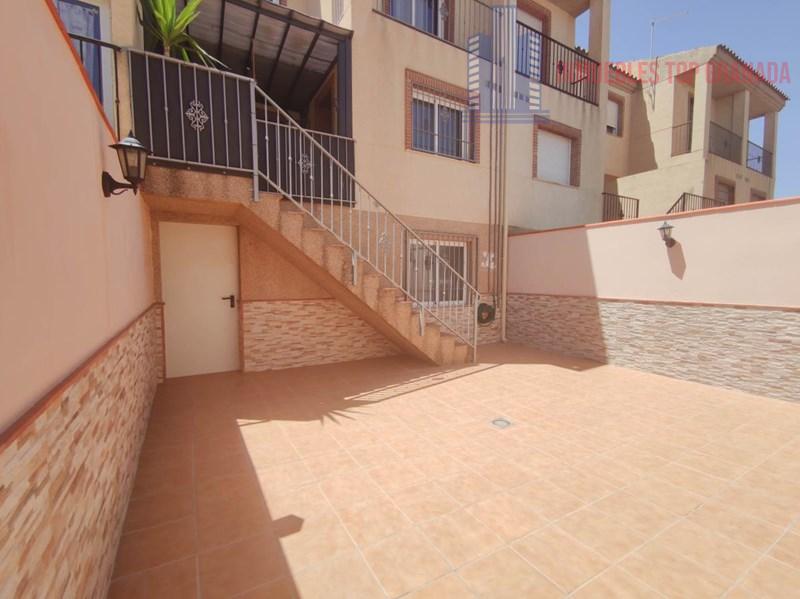 For sale of house in Láchar
