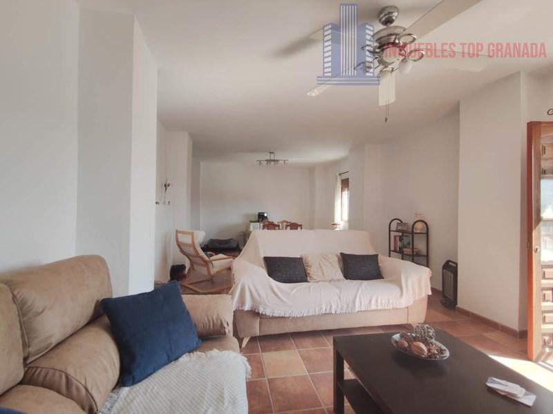 For sale of house in Moraleda de Zafayona