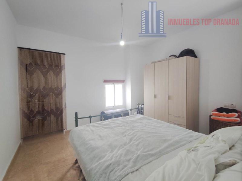 For sale of house in Moraleda de Zafayona