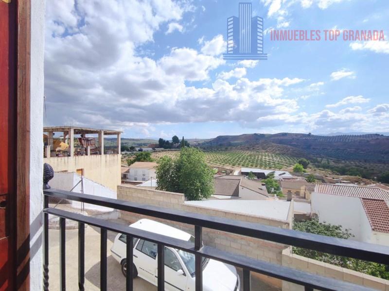 For sale of house in Moraleda de Zafayona