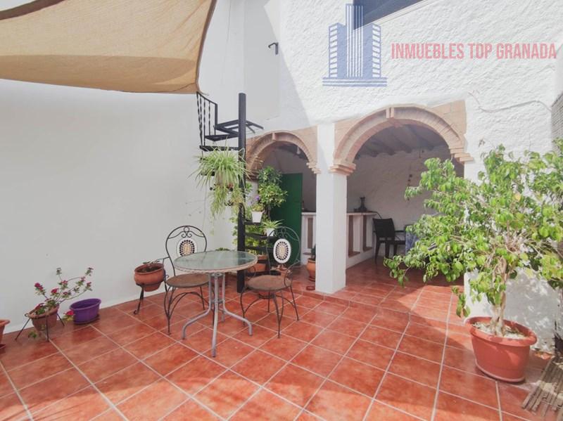 For sale of house in Moraleda de Zafayona