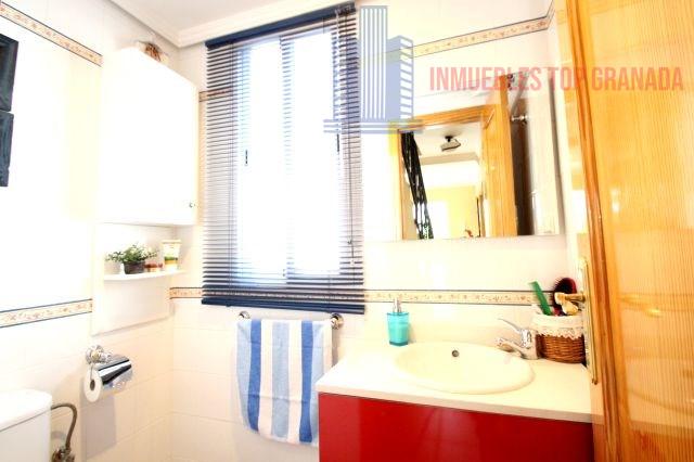 For sale of house in Las Gabias