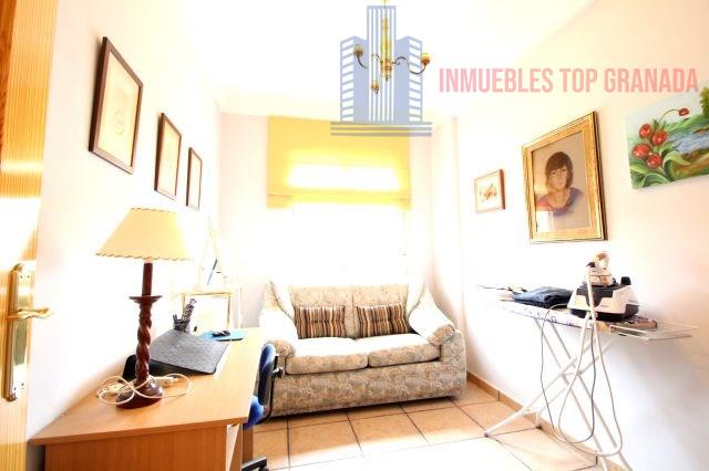 For sale of house in Las Gabias