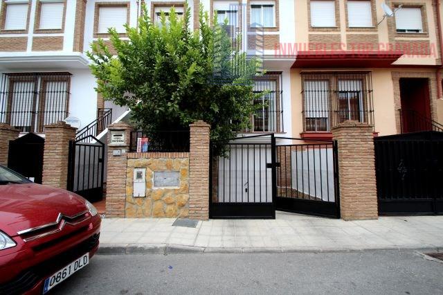 For sale of house in Las Gabias