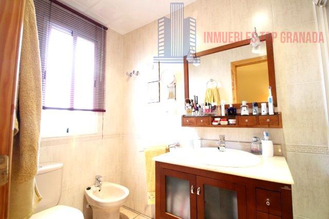 For sale of house in Las Gabias